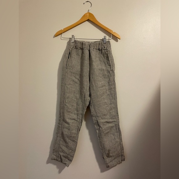 Linen Fox Cropped Pants - Picture 1 of 2